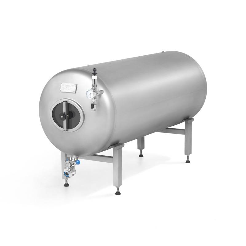 Beer storage tank